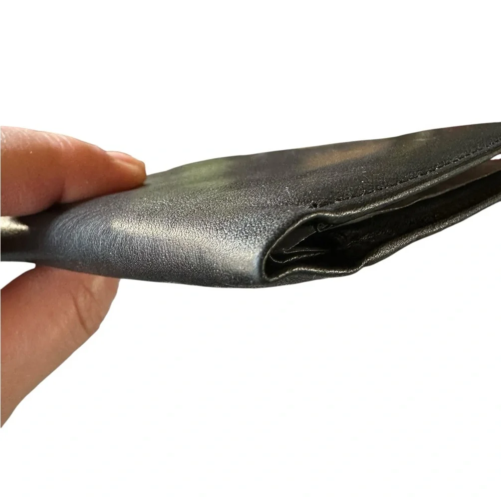 Men’s Black Buxton Bifold Genuine Cowhide Leather Wallet